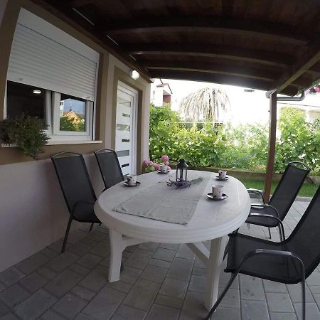 Apartman Nenci 1 Apartment Bibinje Luaran gambar